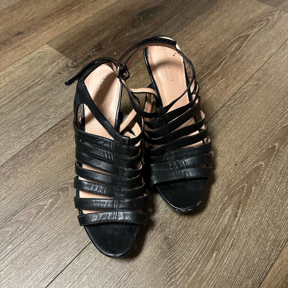 Naturalizer black heels